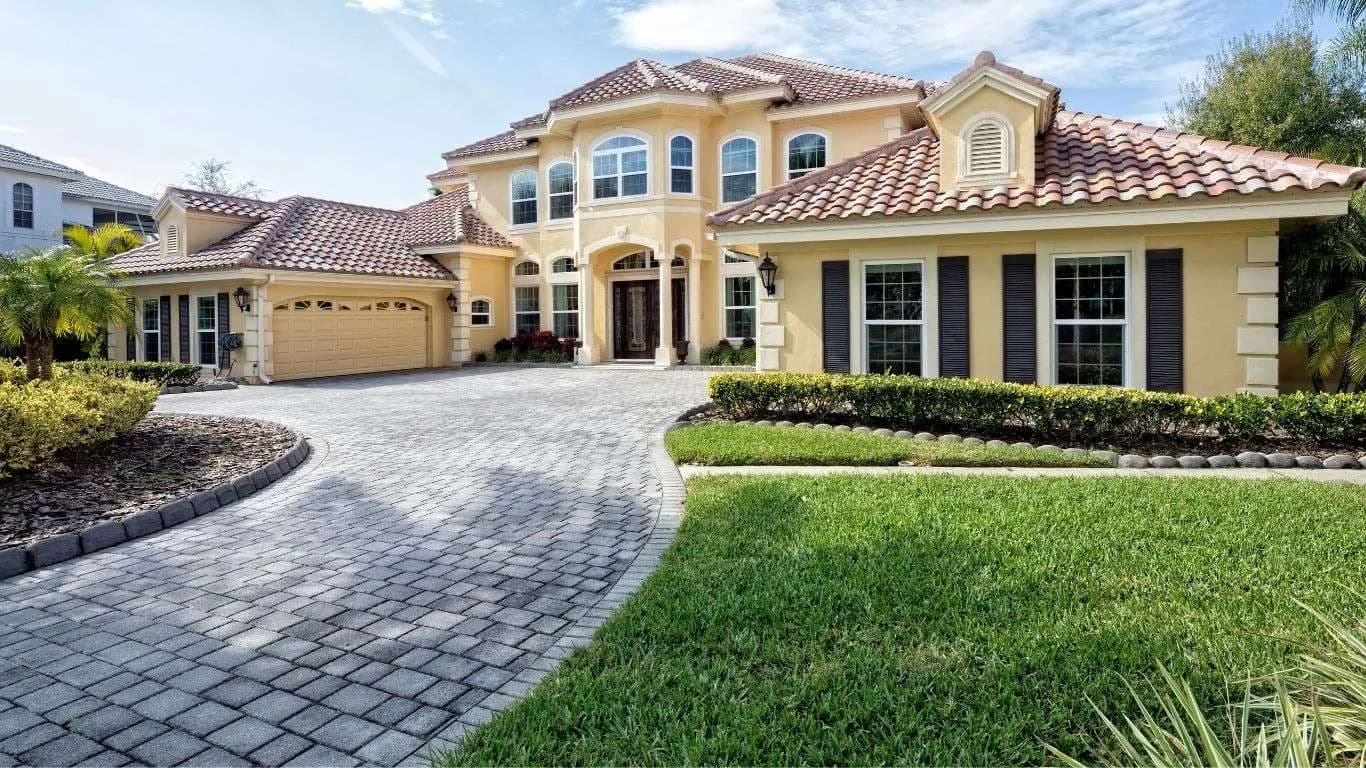 Blog post How to Keep Pavers From Fading image